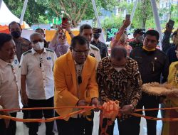 Rektor UNM Resmikan Gedung Serbaguna di Kampus V Parepare