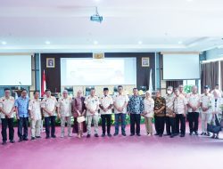 Rektor UNM Pimpin Langsung Supervisi KKN di Mamuju Tengah