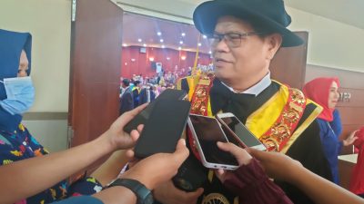 Kembali Kukuhkan Dua Guru Besar, Prof Husain Syam : UNM Menunjukkan Kinerja Terbaik