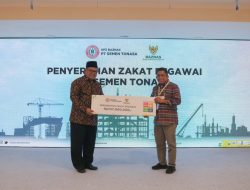 Dorong Kesejahteraan Mustahik, UPZ PT Semen Tonasa Serahkan Zakat ke Baznas