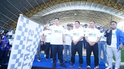 Rayakan HUT ke-25 Kementerian BUMN, PT Semen Tonasa Ajak Masyarakat Jalan Sehat Bersama BUMN di Pangkep