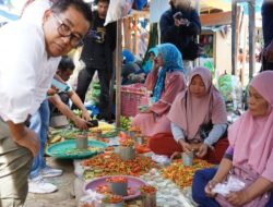 Pastikan Kestabilan Harga Bapok, PJ Gubernur Belanja Sambil Pantau Pasar