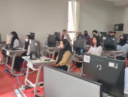 Pantau Pelaksanaan UTBK SNBT, Rektor UNM: Kami Tidak Mentolerir yang Menciderai Jalannya Tes