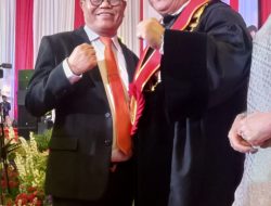 Hadiri Pengukuhan Komjen Petrus R. Golose sebagai Guru Besar Tetap STIK, Prof Husain Syam : Beliau Sahabat Saya