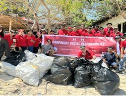 Swiss-Belinn Hotel Bersih – bersih Pantai Samalona