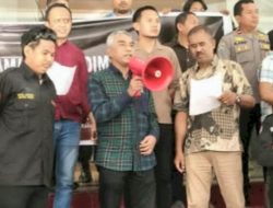 DPRD Makassar Terima Aspirasi Pengunjuk Rasa Soal Dugaan Aktivitas Menyimpang di Klub Malam