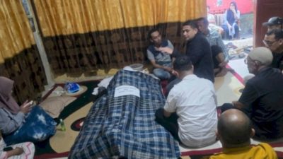 Wali Kota Makassar Munafri Arifuddin Melayat di Rumah Duka Fotografer DPRD Korban Kebakaran