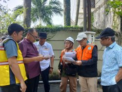 Komisi D DPRD Sulsel Uji Ketebalan Aspal Proyek Multi Years Jalan Hertasning