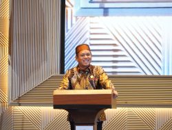 Ketua Panitia Sufriadi Arif Berikan Kejutan Hadiah Umroh pada Kegiatan Halal Bihalal KEMAWA